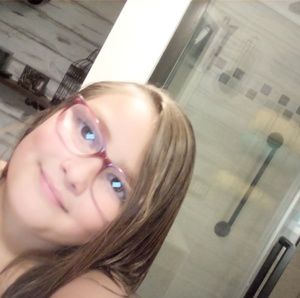 Meet your Posher, Naomi